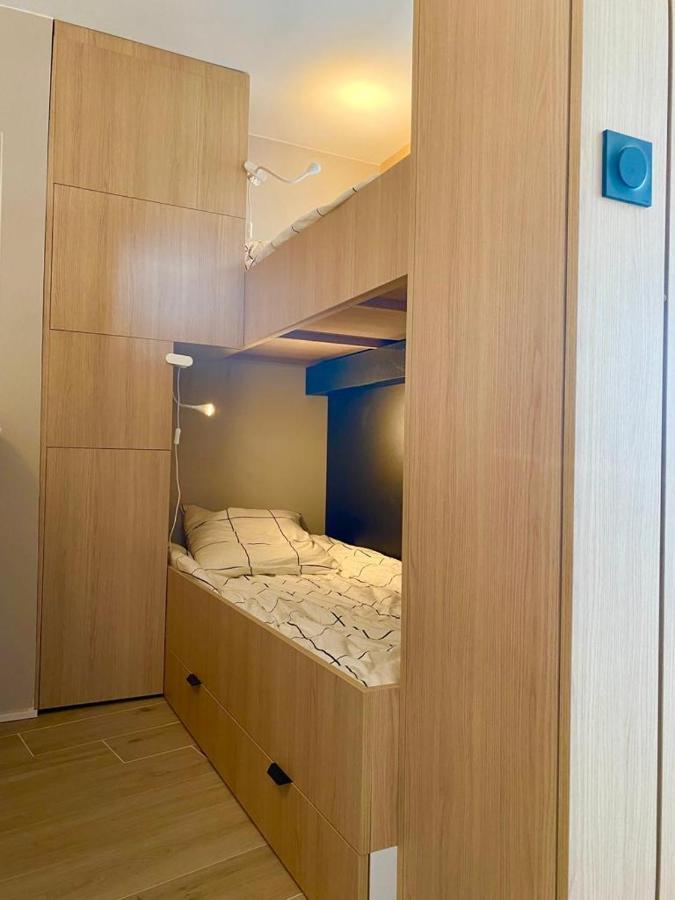 LE CALI, P2 Cabine dans une résidence avec piscine, vue mer et parking privé La Grande-Motte Esterno foto