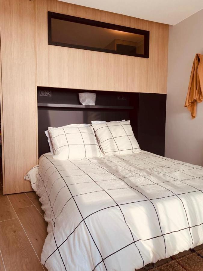 LE CALI, P2 Cabine dans une résidence avec piscine, vue mer et parking privé La Grande-Motte Esterno foto