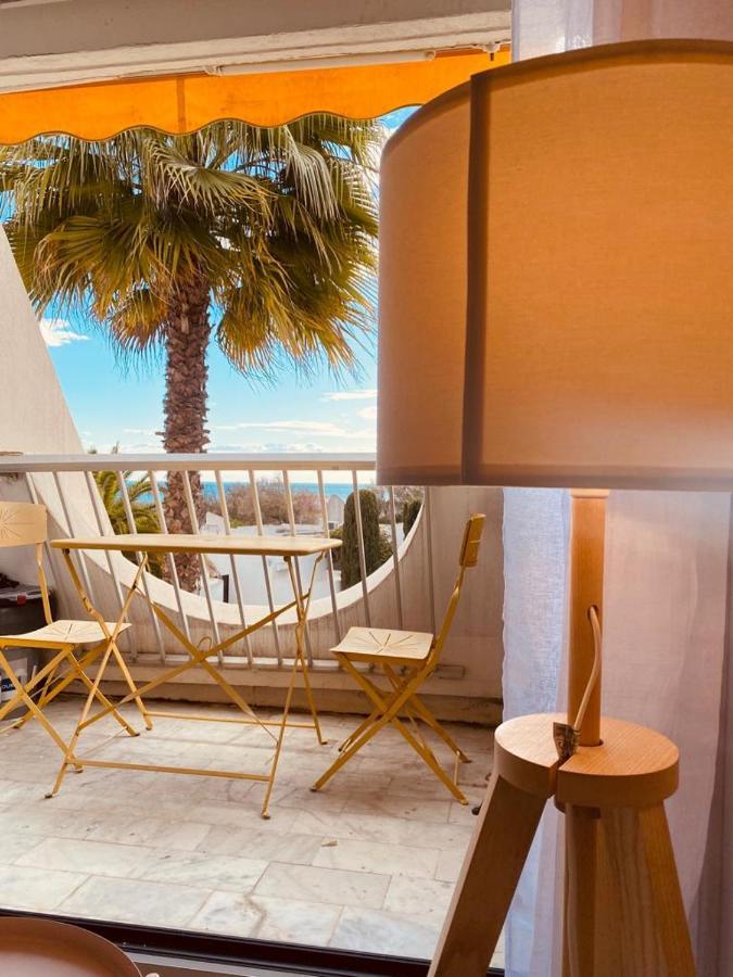 LE CALI, P2 Cabine dans une résidence avec piscine, vue mer et parking privé La Grande-Motte Esterno foto