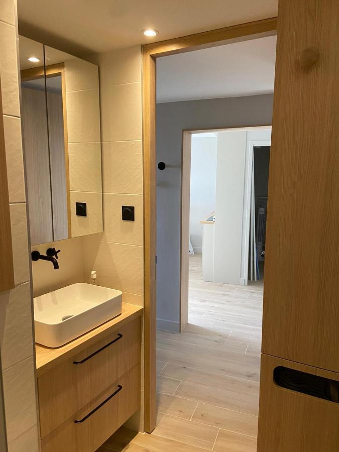 LE CALI, P2 Cabine dans une résidence avec piscine, vue mer et parking privé La Grande-Motte Esterno foto